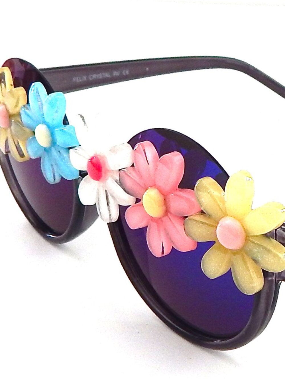 GASOLINE GLAMOUR SUMMER OF LOVE ACID PEEKABOO SUMMER TIME DAISY SUNGLASSES🌼💖✨